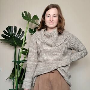 Jennifer Lopez Chunky Cowlneck Sweater Taupe Large